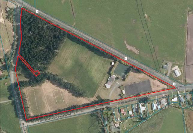 Aerial view of a field

Description automatically generated