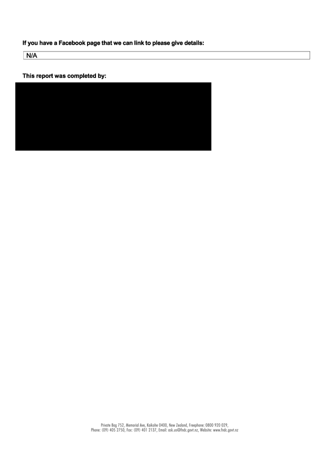 A black rectangle on a white background

Description automatically generated